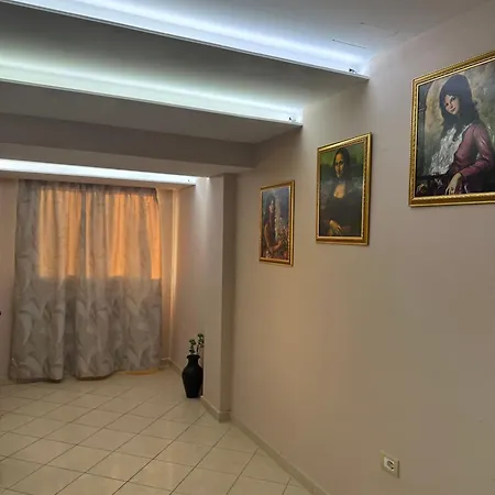 Bar Orgito ホテル Lushnjë